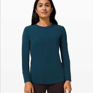 Lululemon hold tight LS *wool sz4 Submarine